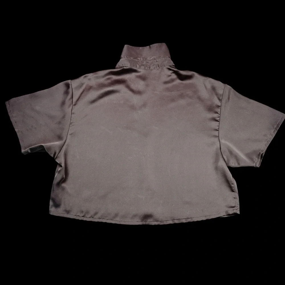 Abercrombie & Fitch Womens Gray Satin Button-Down Blouse Short Sleeve Size L - Picture 8 of 15